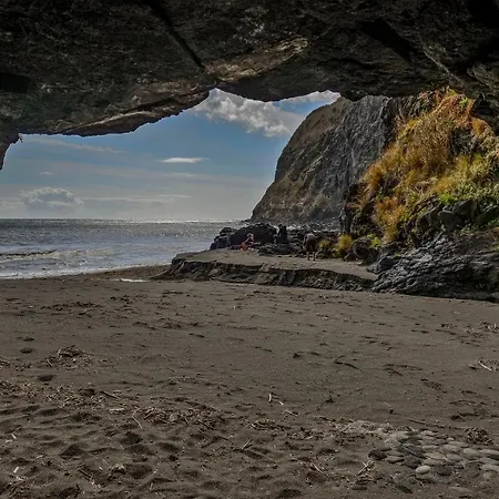 H. S. Caloura * اجوا